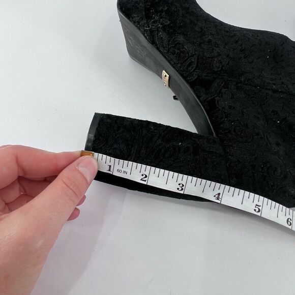 Kensie Black Velvet Floral Emeline Block heel boot bootie size 8.5 Platform Goth - Picture 11 of 14
